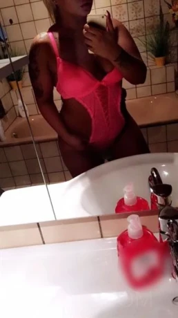 Karo - Nur Besuchbar und Hotelbesuche!