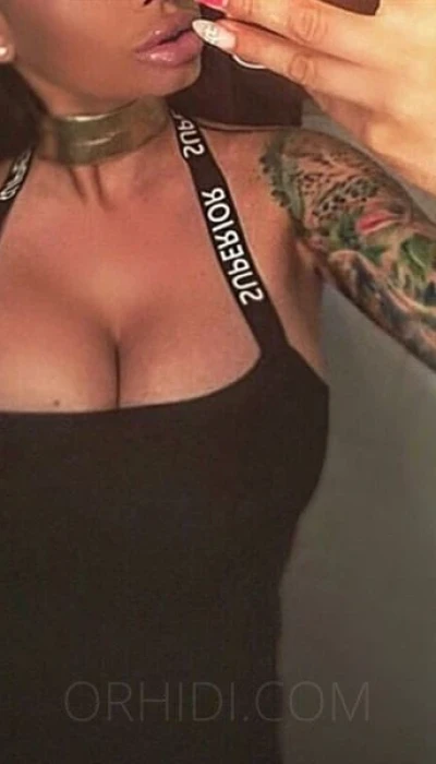 MEGAN  NUR BESUCHBAR!