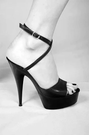 Domina Maren
