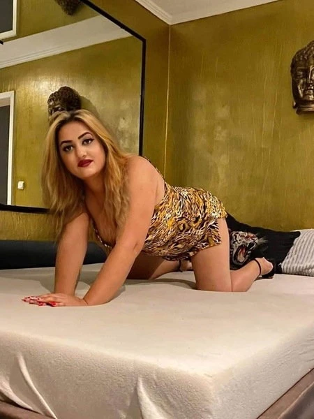 Jessica Aus Spanien Bar Amalia