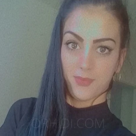 Elza aus Ungarn