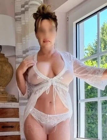 Gabriella - Vollbusig & Privat!