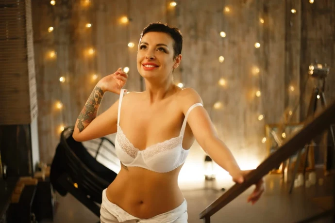 Molly Im Girls Haus 19