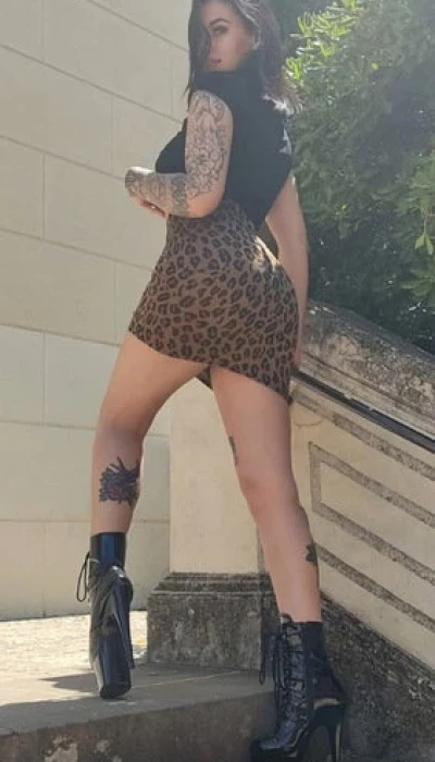 Laura 12