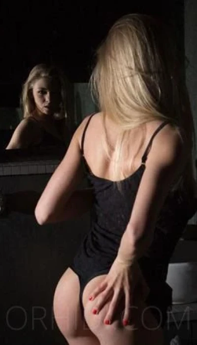 Sofia bei ZartOderHart