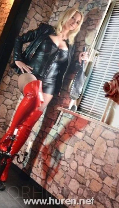 Lady Alexa (38)