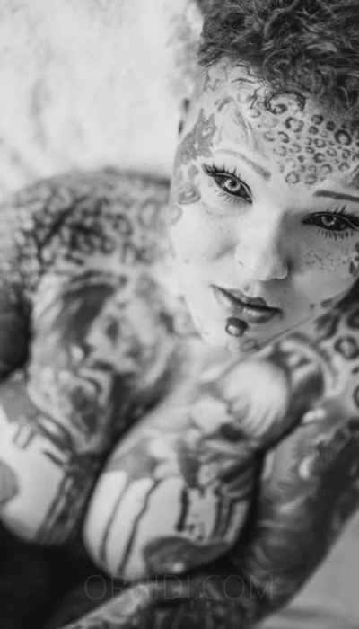 Yuki Tattoomodel
