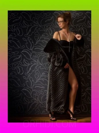 ANDREA IM STUDIO ROYAL