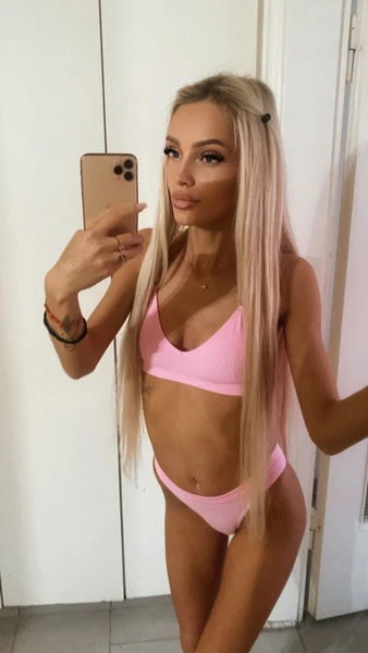 Karina Bis 2108 Vor Ort