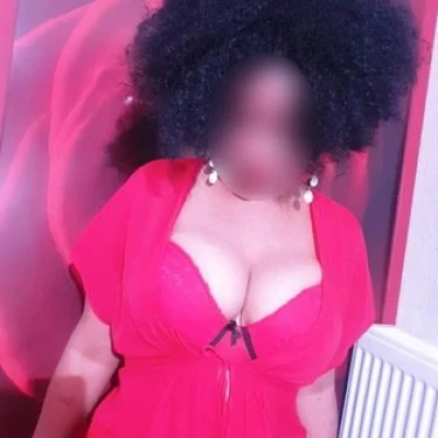 Neu Joa Latina Spezialistin
