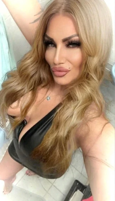 Lady Aylin Köln
