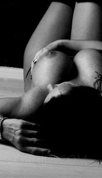 Deutsche Sonja - Sq**rt & DT Milf *Tel+Cam-Erotik*
