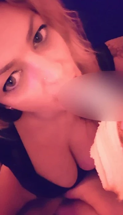 Deutsche Sexy Milf Laura