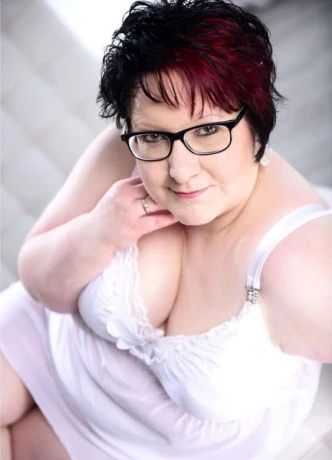 Lilly Molliger Deutscher Busentraum