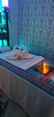 Amina Nur Mit Termin