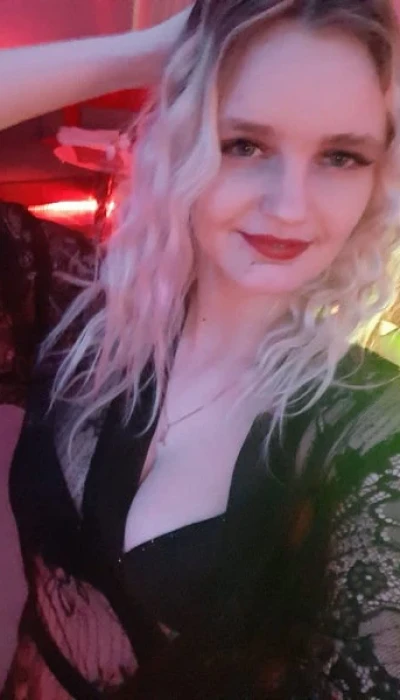 Neu! Sexy Alena bei Club EXZELLENT