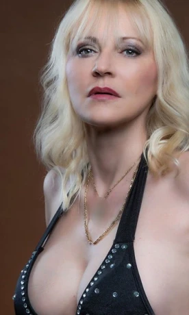 Sabine Scharfe Osterreicherin