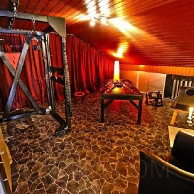 Heaven&Hell Domina Erotikhaus