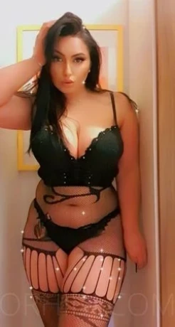 Ryhanna auch   Haus und Hotelbesuche