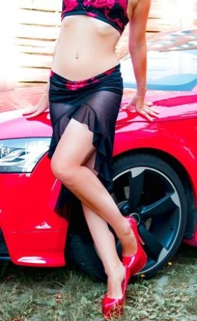 Lilli - Freizügige Stripperin