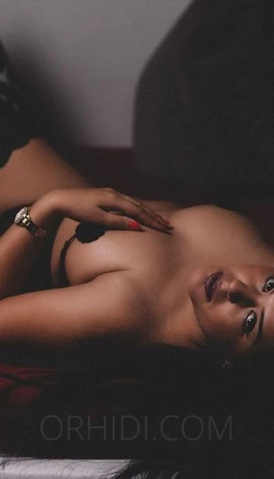 LAURA - APARTMENT 6
