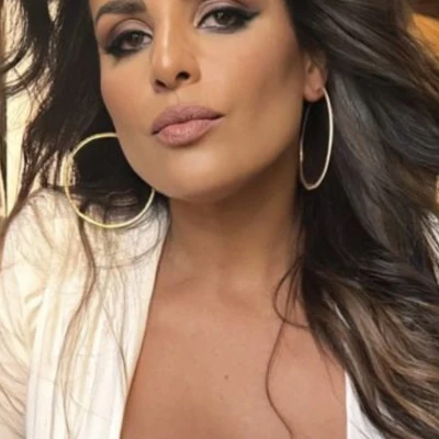 Beatriz Fernandez Feuer Latina