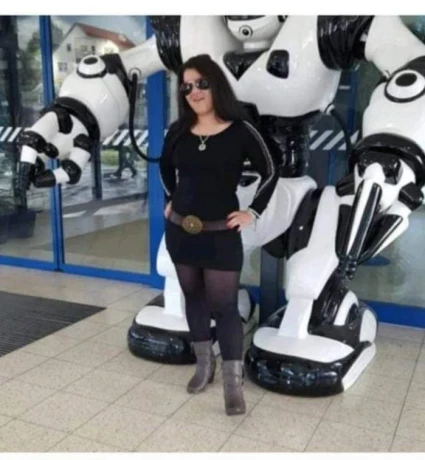 Maria 33