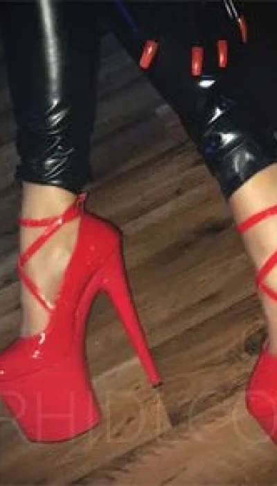 Lady Sarah Lee * Deutsche Domina*