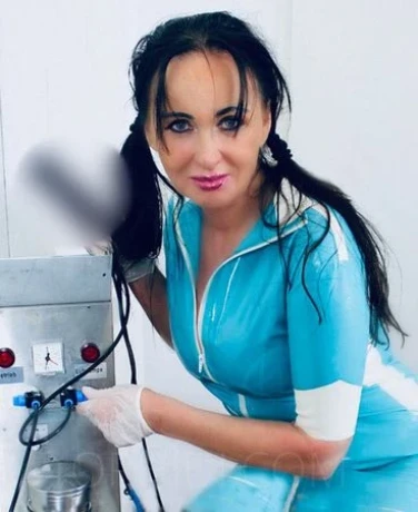 Lady Sarah Lee * Deutsche Domina*