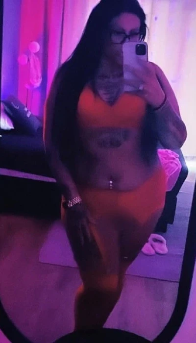 Lola Deutsch2