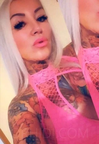 Tattoomodel Gina blond P*rno