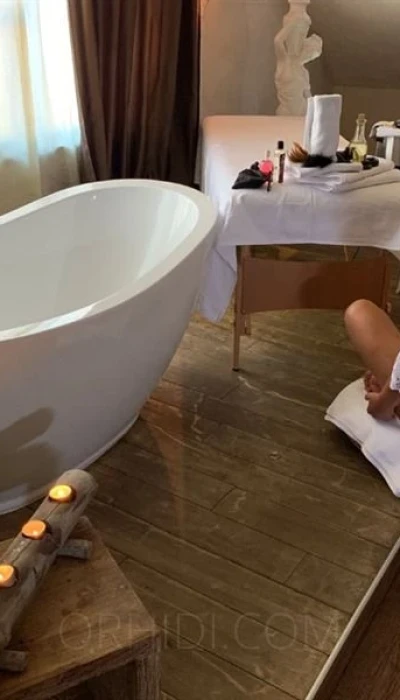 Lea Massage