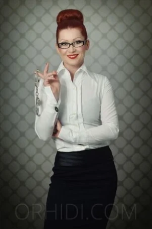 Alexandra, Str*p *n Lady
