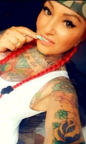 Tattoomodel Gina blond P*rno
