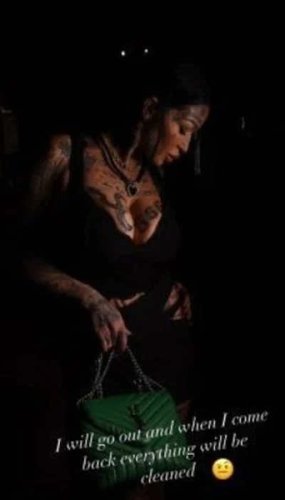 Domina Vicky