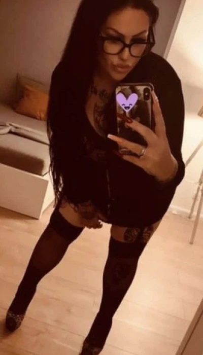 Lola Deutsch2