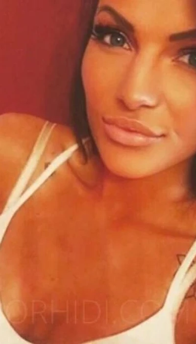 Deutsche Julia - erotische Massage