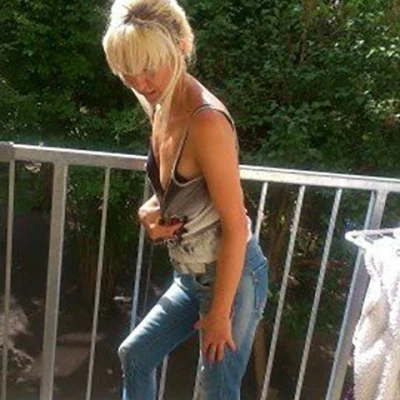 Laura - Blonder Engel
