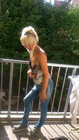 Laura - Blonder Engel