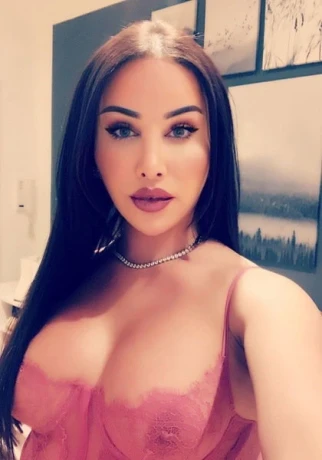 Trans Aleyna