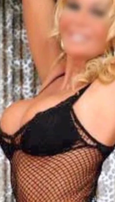 Melanie - AV Queen - Zentrum & Privat
