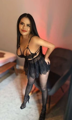 Cherie Nur Per Whatsapp