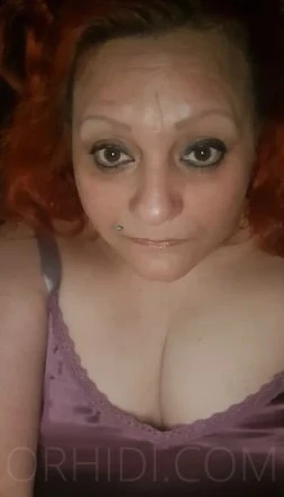 Rote Oma Demon Annabell