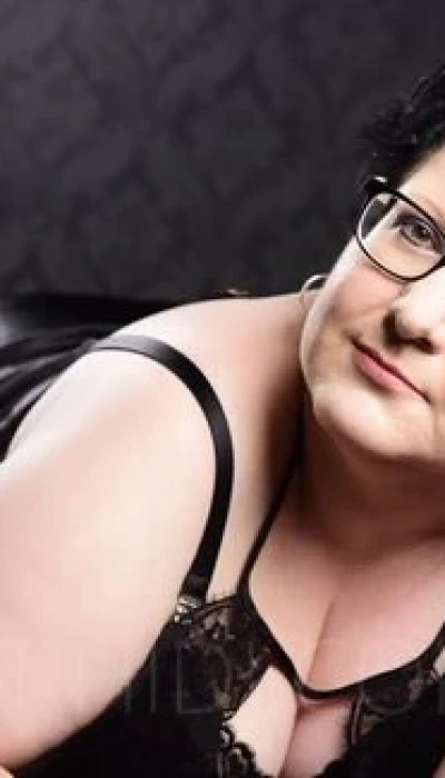 Lilly- Molliger, deutscher Busentraum