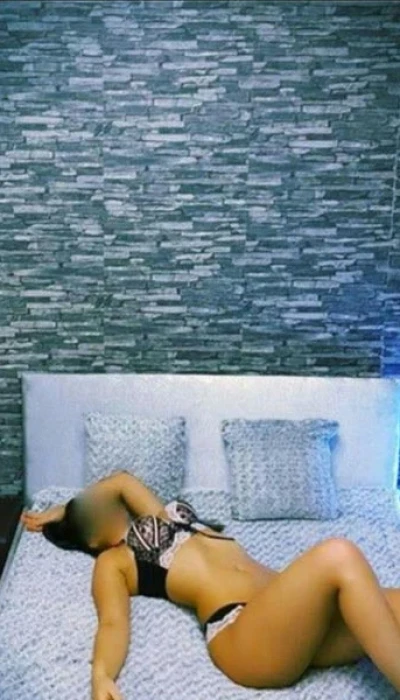 Claudia - Top-Service