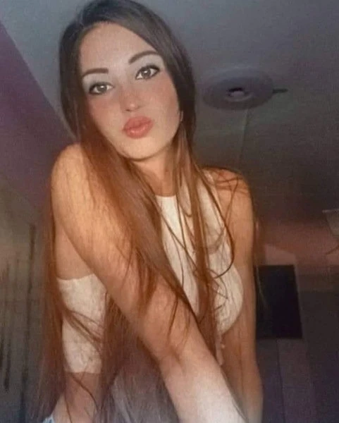 Hot Jennifer 23j