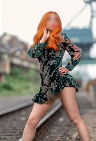 Leonie-deutsche Lady