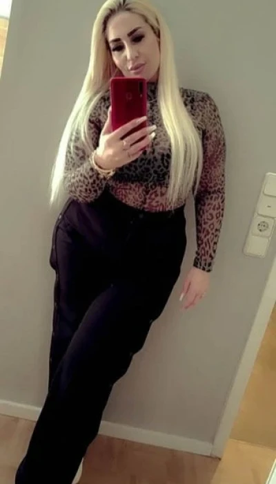 Kataleya Heisse Und Hingebungsvolle Liebe
