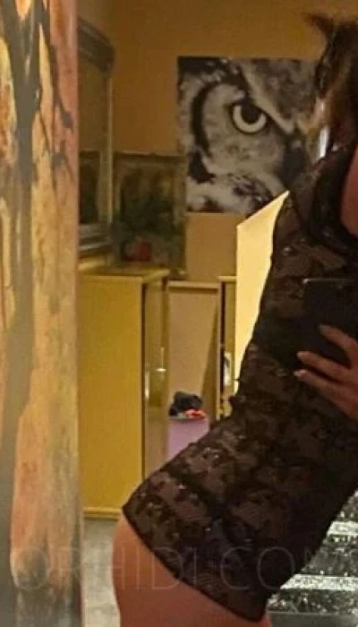 Sofia im Massage Studio