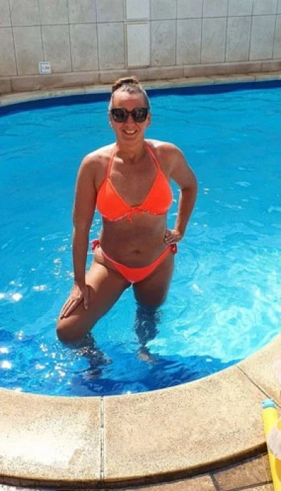 Sexy Pamela